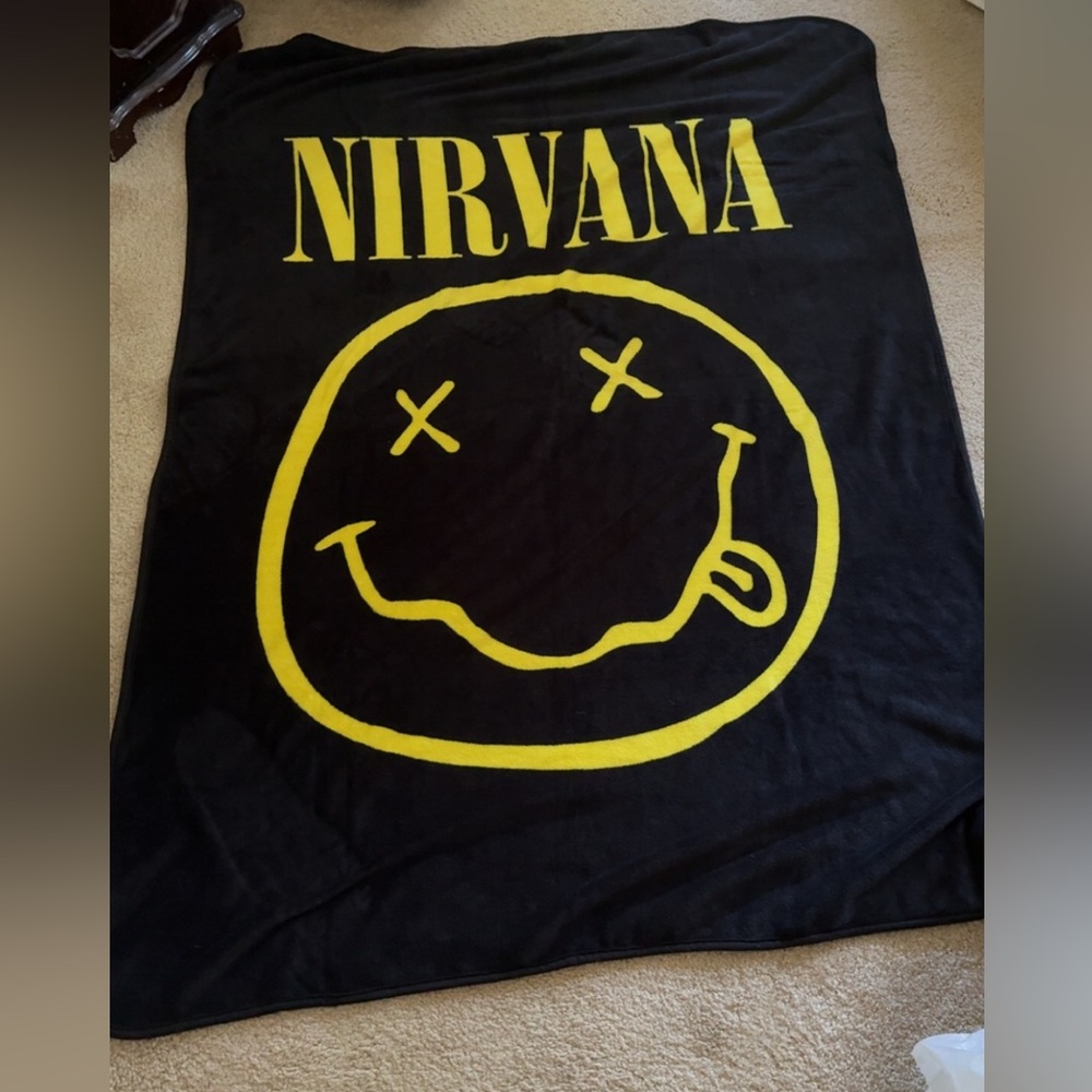 Nirvana, hot topic blanket